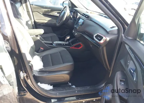 2021 Chevrolet Trailblazer Awd Rs z USA, uszkodzony, nr VIN KL79MUSLXMB072423